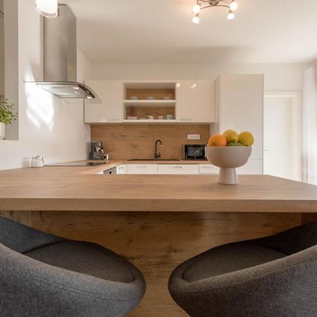 Newly Renovated Holiday Apartment Sirius Πόρετς Εξωτερικό φωτογραφία