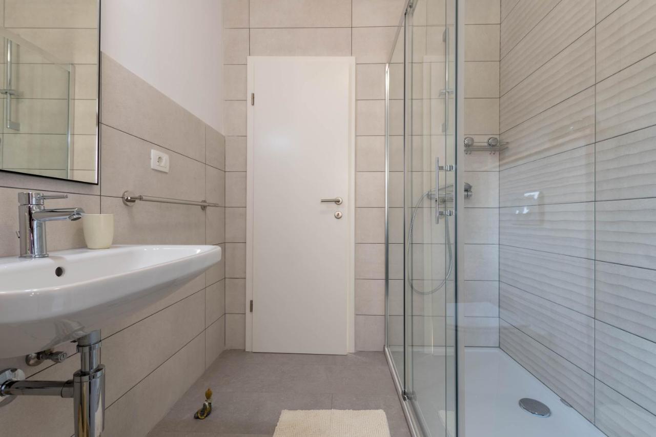 Newly Renovated Holiday Apartment Sirius Πόρετς Εξωτερικό φωτογραφία