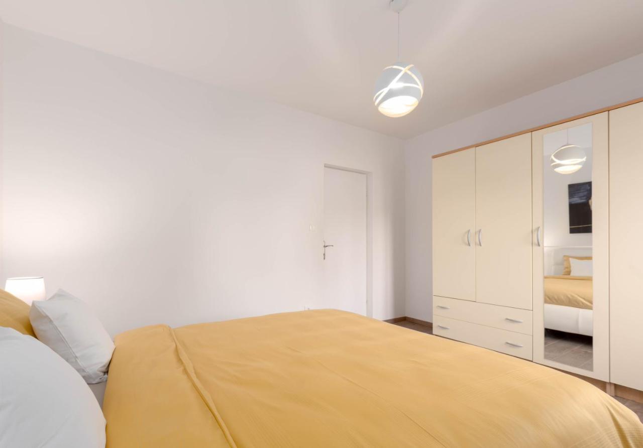 Newly Renovated Holiday Apartment Sirius Πόρετς Εξωτερικό φωτογραφία