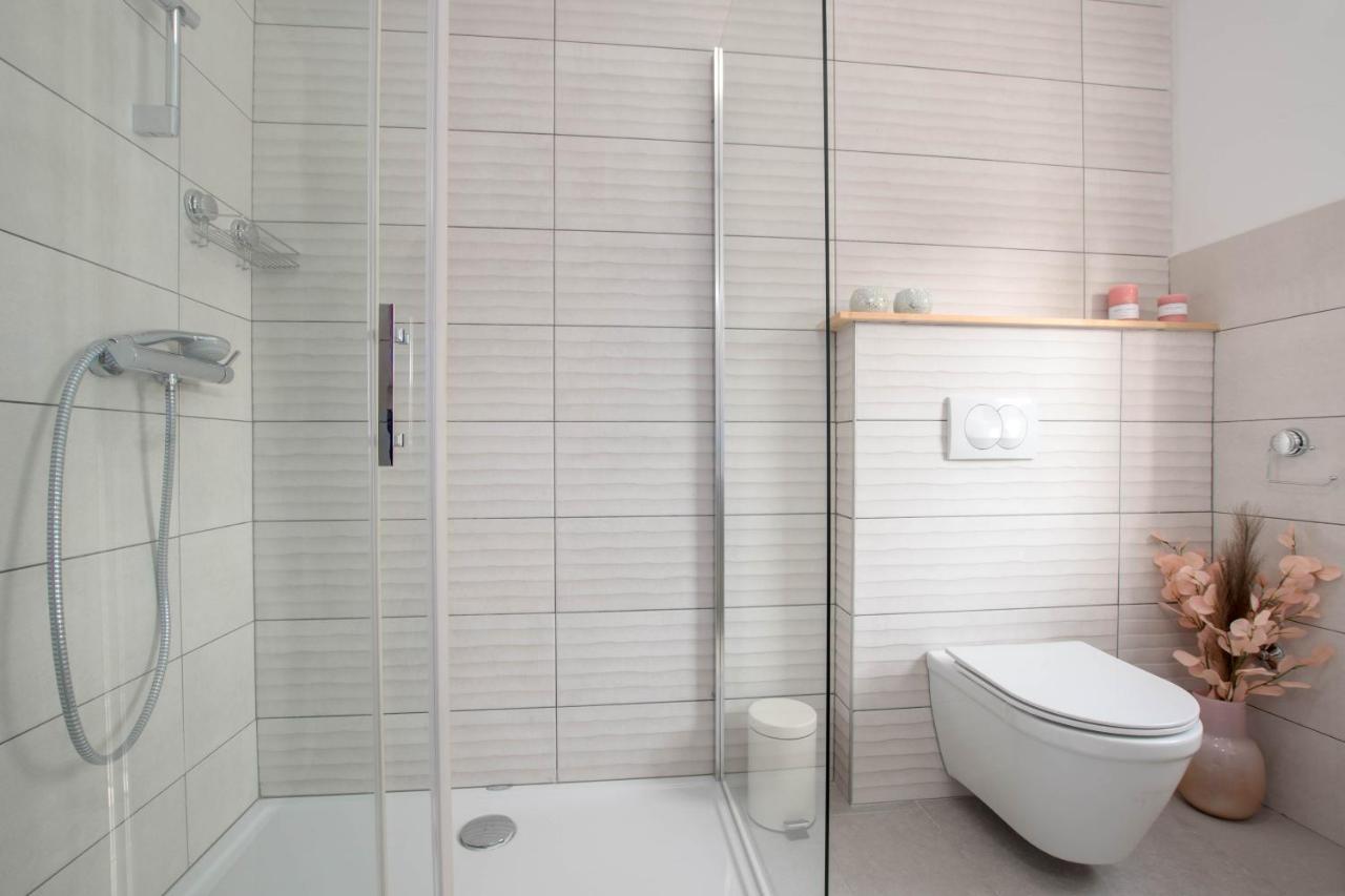 Newly Renovated Holiday Apartment Sirius Πόρετς Εξωτερικό φωτογραφία